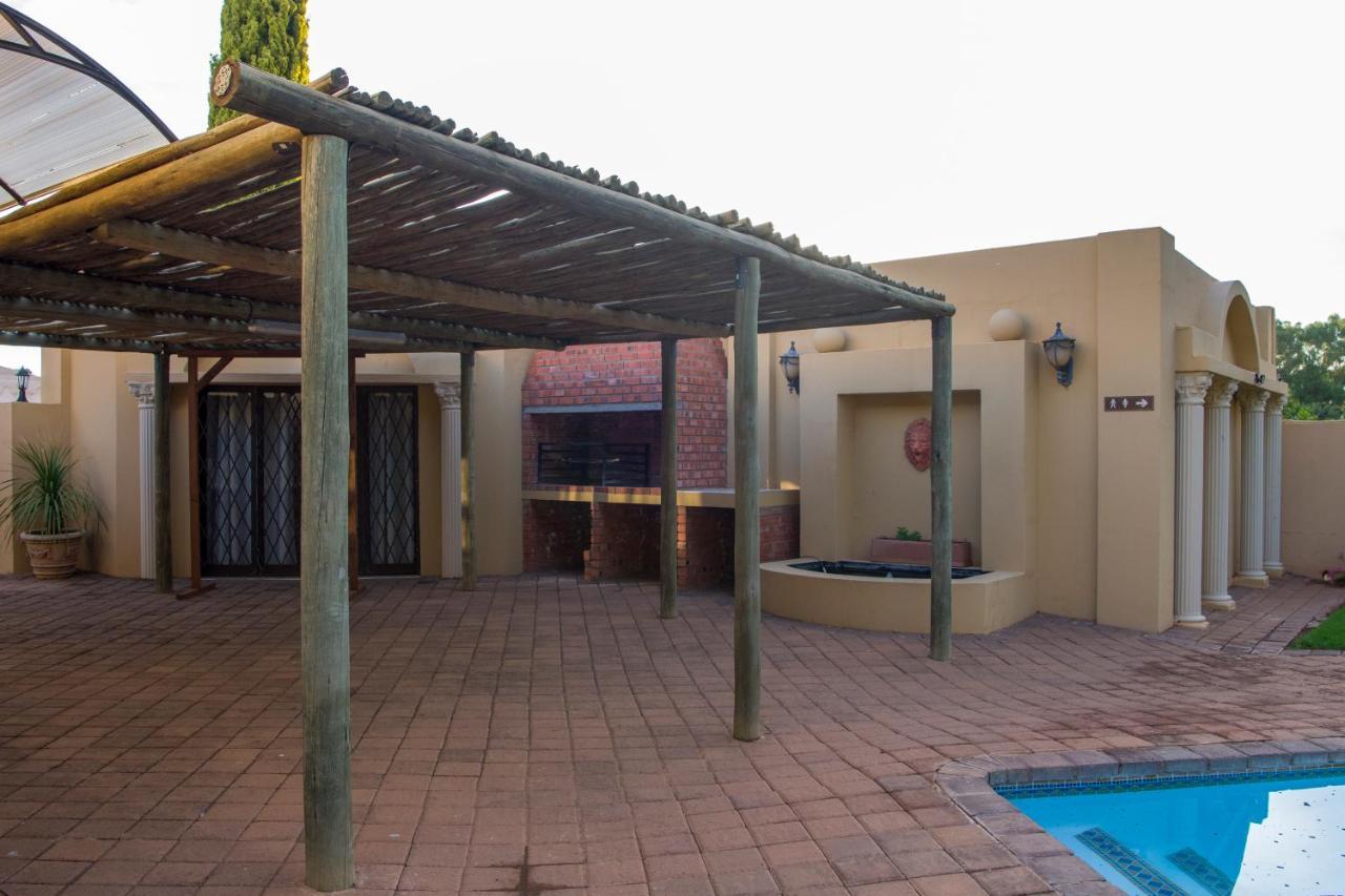 Toscana Estate Bloemfontein Eksteriør bilde